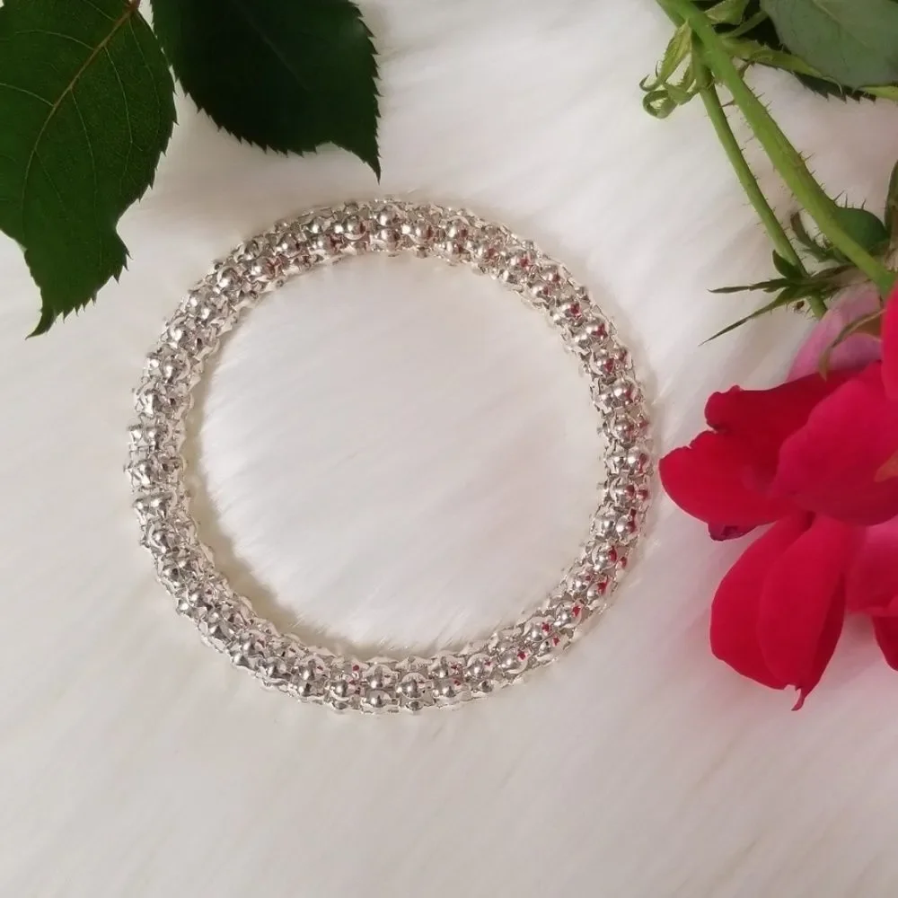 Beautiful Silvertone Bracelet  - Picture 2 of 8